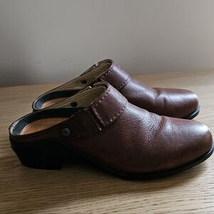 Ariat Leather Clogs Mules Brown ATS Comfort Strap Shoes Women 7.5 Made in Brazil